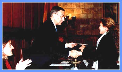 Acto de entrega 2003