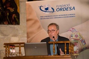 Acto de entrega ayudas 2015