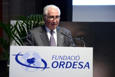 Acto de entrega ayudas 2012