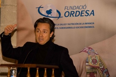 Acto de entrega ayudas 2013