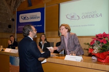 Acto de entrega ayudas 2014