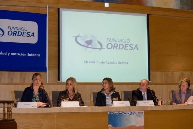 Acto de entrega ayudas 2014