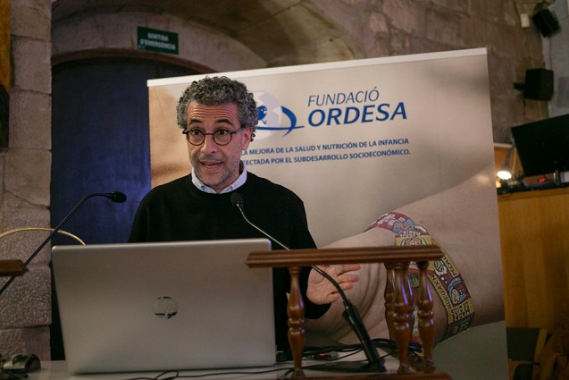 Acto de entrega Ayudas Ordesa 2022 con Dr. Quique Bassat