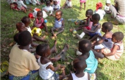 Norte Kivu (Rep.Dem.Congo). Proyecto de dotación de un sistema de recogida de agua de lluvia y de una parcela para el cultivo de un pequeño huerto